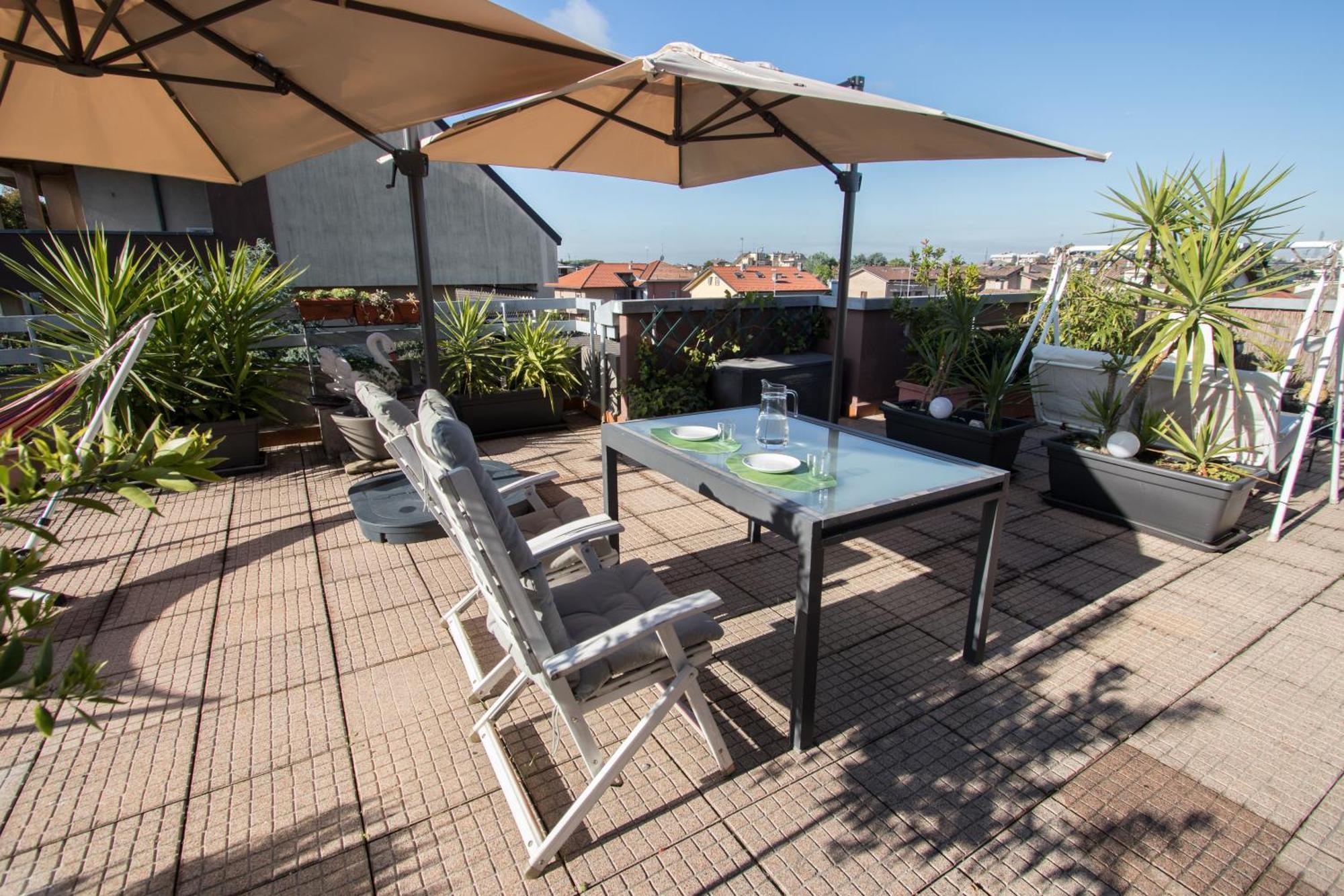 The Little Penthouse Apartment Seregno Exterior photo