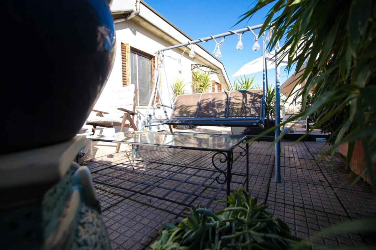 The Little Penthouse Apartment Seregno Exterior photo